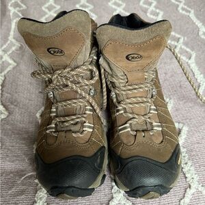 Oboz Women's Brown Hiking Boots